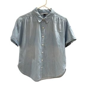 Universal Thread Soft Jean Short Sleeve Button Up